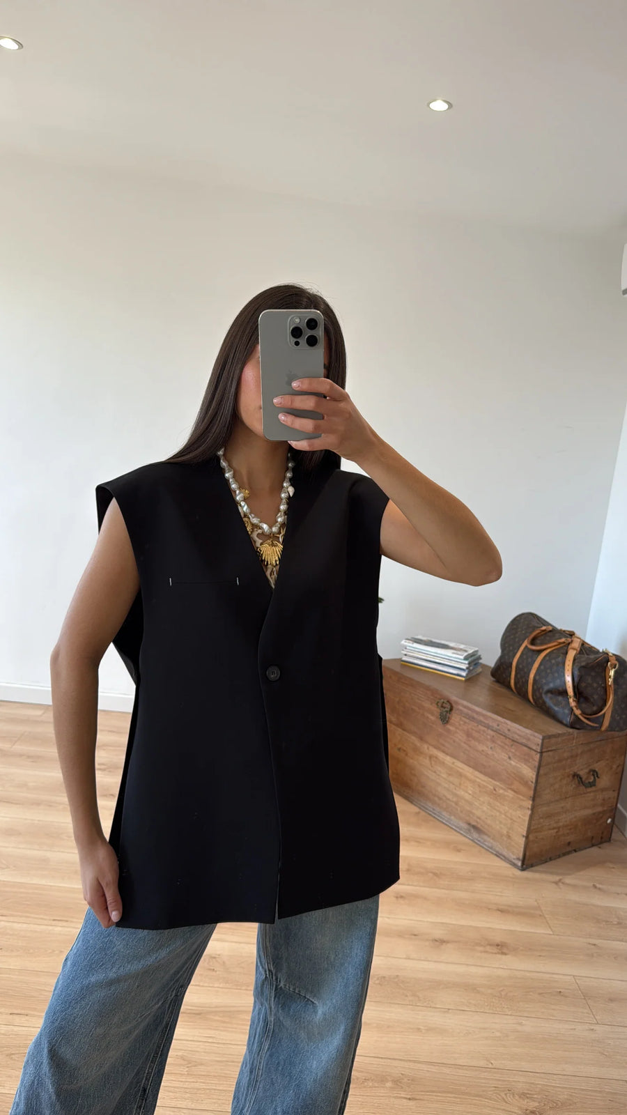 "DIANA" SLEEVELESS BLAZER BLACK 3