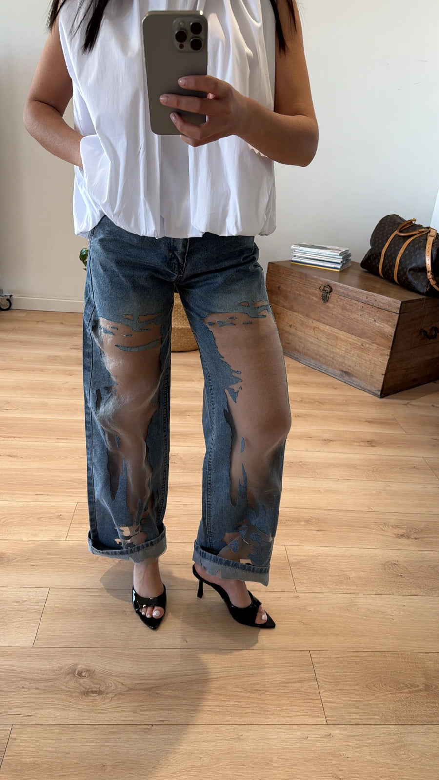 "PALOMA" WIDE LEG JEANS 2