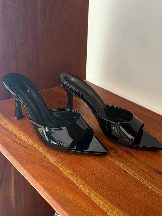 BLACK "ALESSIA" HEEL MULES